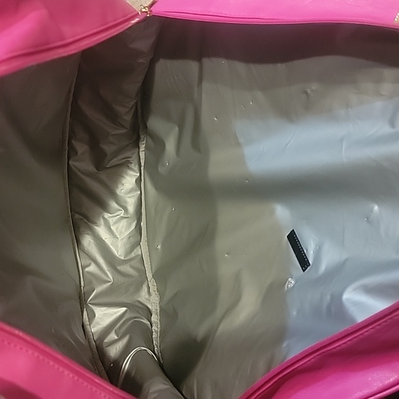 Betsey Johnson Pink Donut Cooler Bag - Picture 5 of 6